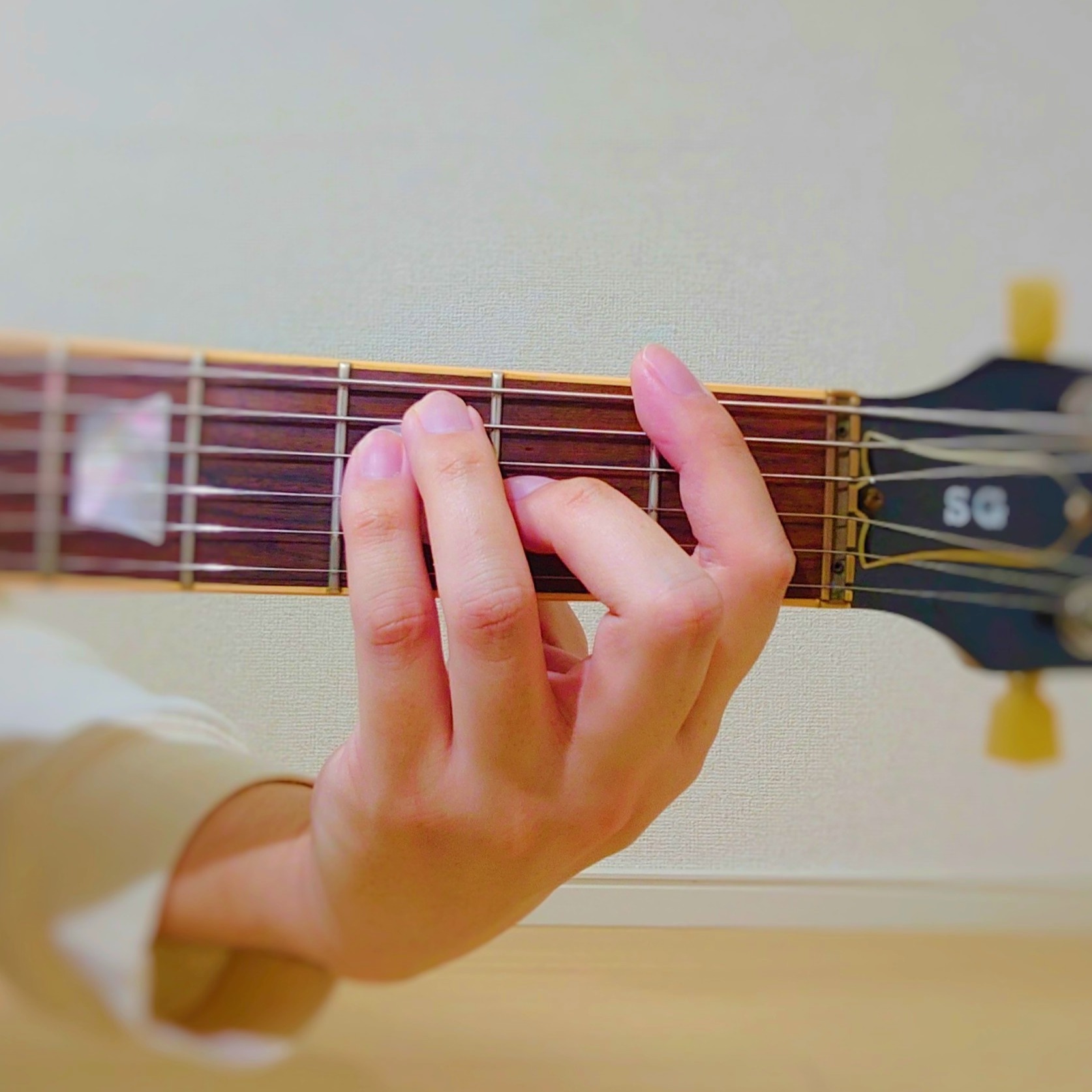 バレーコードが押さえられない…｜原因別の直し方と練習順（Fコード→Bコードまで）